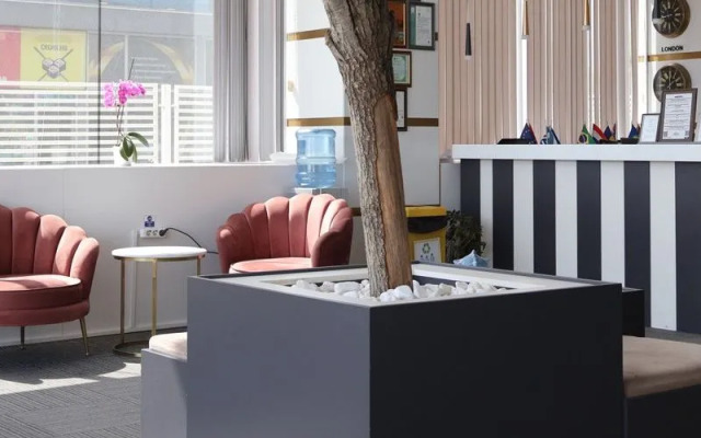 Home Plus Hotel