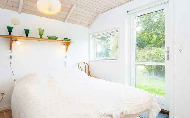 8 Person Holiday Home in Allingabro-by Traum