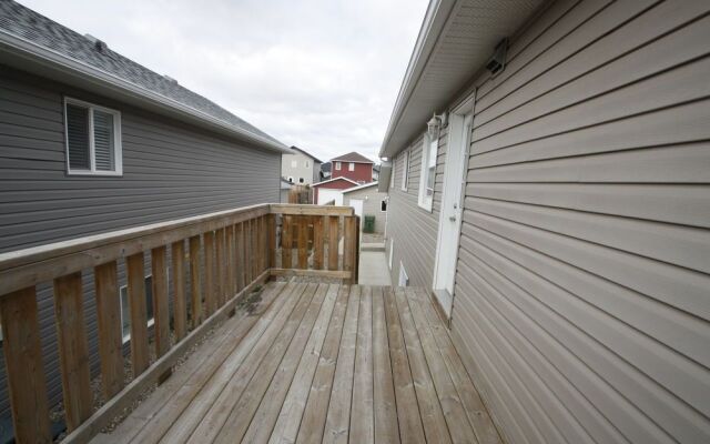 Hampton 3bd 2br near Airport