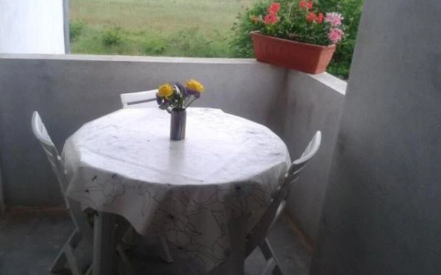 Beautiful Apartment Tomy for Complete Relaxing