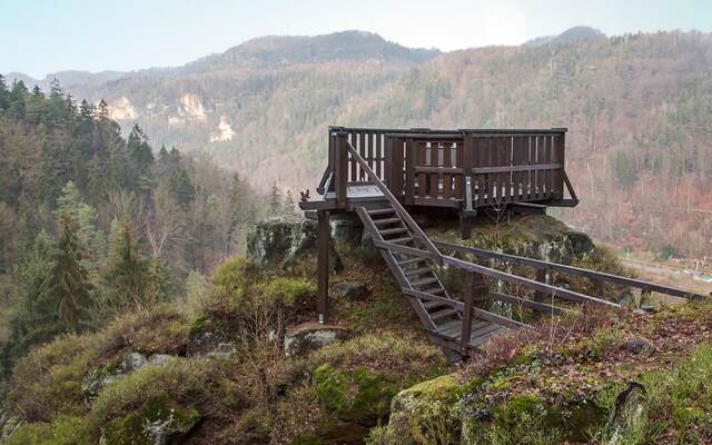 Die Burg Schöna - In a national park