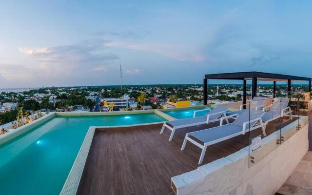 Centrally located gem - sunset views/rooftop pool 2BR/2Bath
