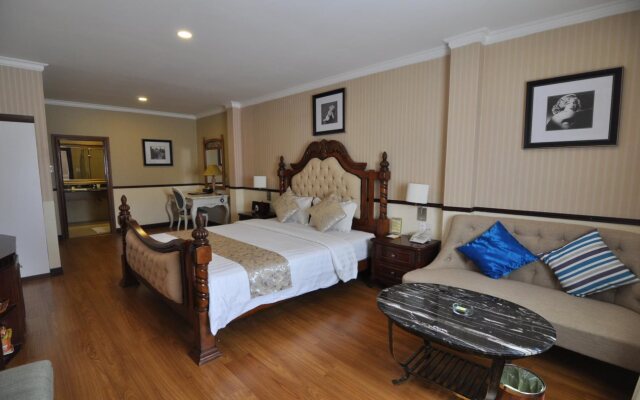 Sunflower Hotel District 10