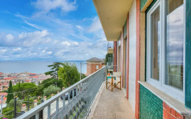 Simply Romantic Sea View