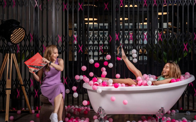 Moxy Bangkok Ratchaprasong