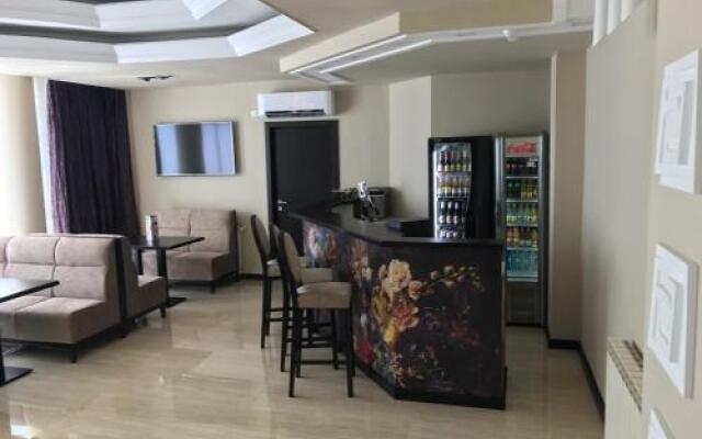 Hotel Alex