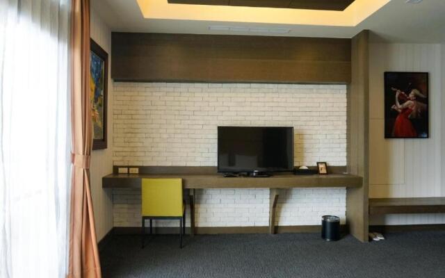 Bravo Ling Jing Hotel