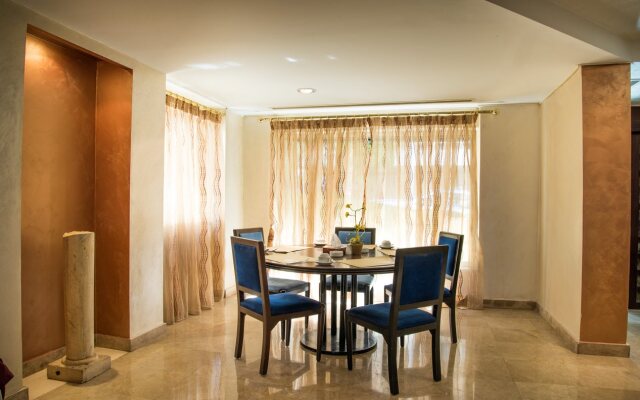 Bella Riva Hotel