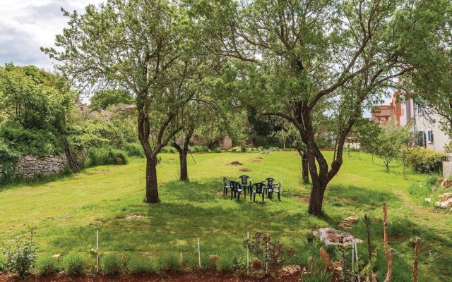Beautiful Home in Peroj With Wifi and 2 Bedrooms