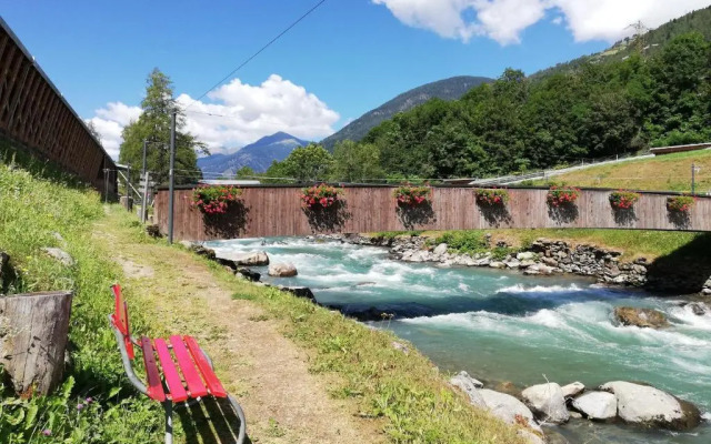 Residence Pradalago by Montana