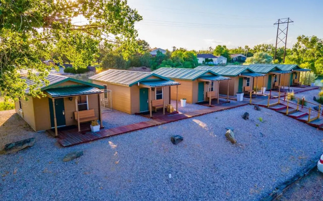 South Platte Cabins & Kennels - Campsite