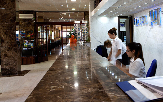 Hotel Univers