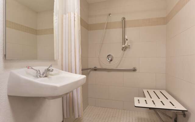 Hilton Garden Inn Anaheim Garden Grove