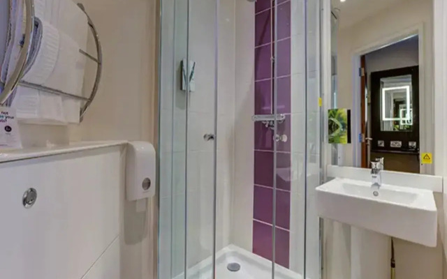 Premier Inn Cardiff East