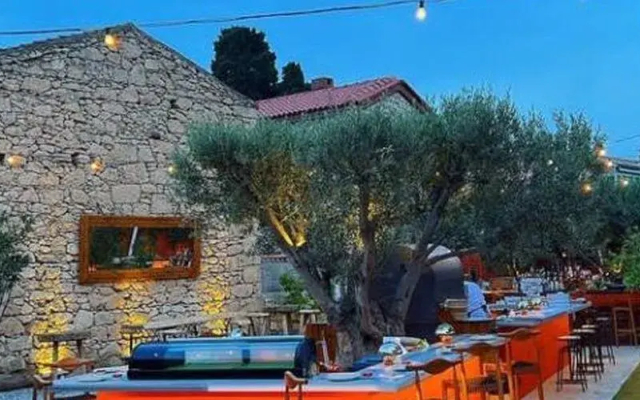 Roop Alaçatı Hotel