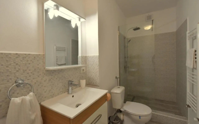 Neferprod Apartments - IS - CAM 04