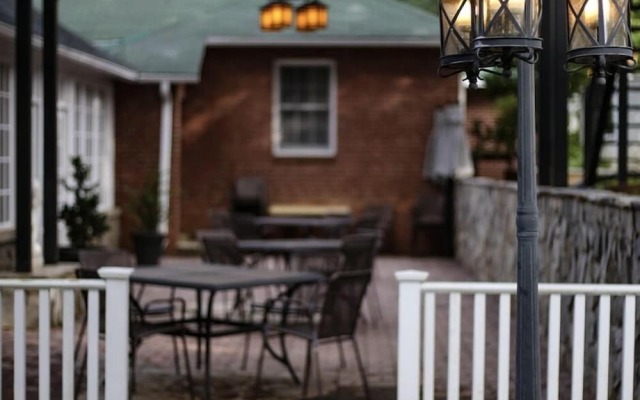 The Monte Vista Hotel