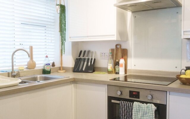 Modern & Stylish 1 bed Flat in Bristol