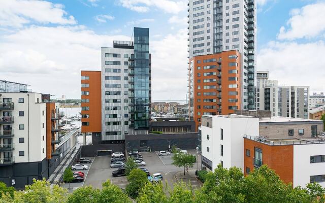 Royal Crescent Apartments Vittrum Suites