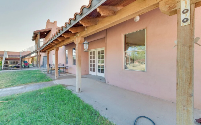 Eloy Vacation Rental w/ Community Pool & Courtyard