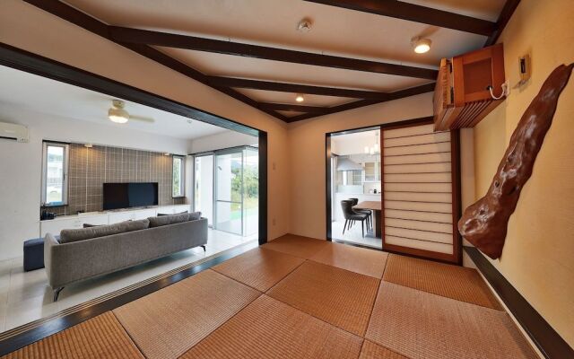 SKY Villa Toyohara