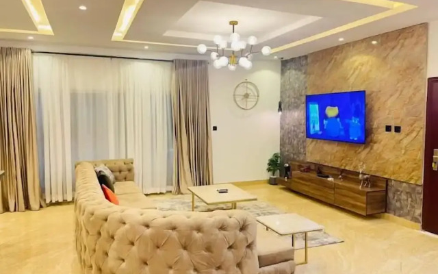 Sow Luxury Apartment