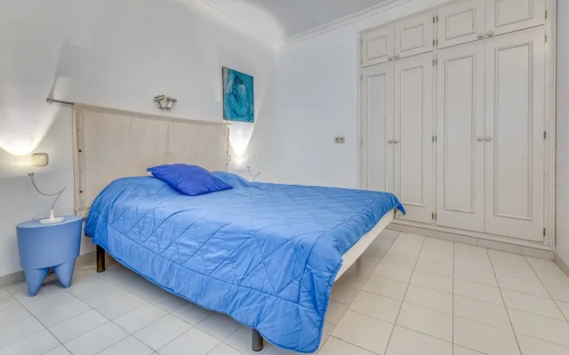 Villa in Roses With Private Pool & Sea Views