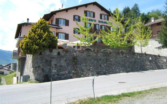 Hotel Ristorante Miravalle