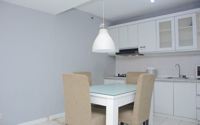 Cozy 2Br At Taman Rasuna Kuningan Apartment