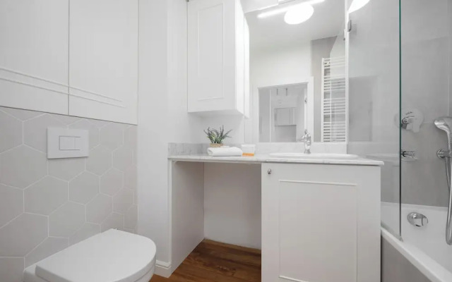 Bright Apartment for 3 People by Renters