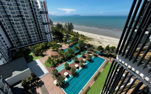 PUTEH Timurbay Beachfront Private Suite Kuantan