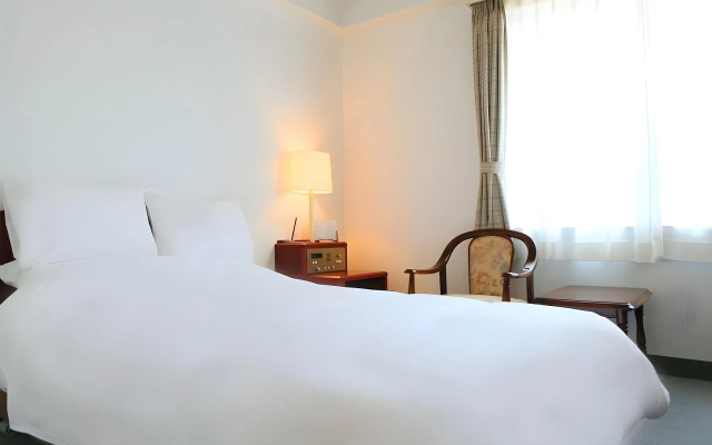 Kurashiki Seaside Hotel – Guest Rooms – Kurashiki