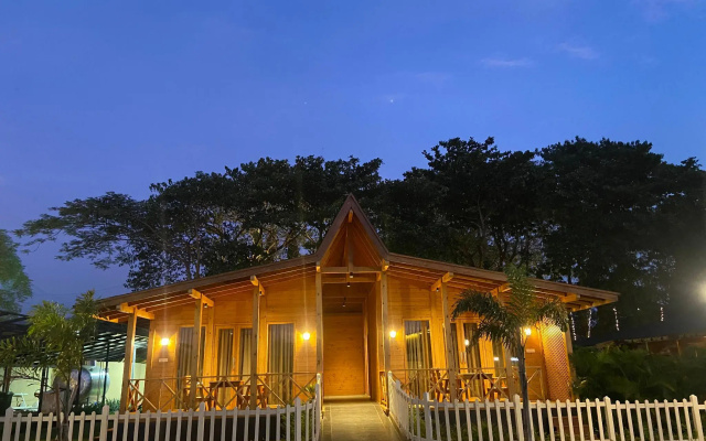 Villament Zinc Journey by the Fern, Karjat