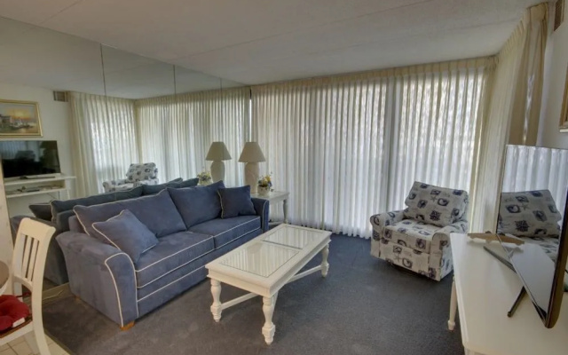 Sea Watch 205 - 3 Br Condo