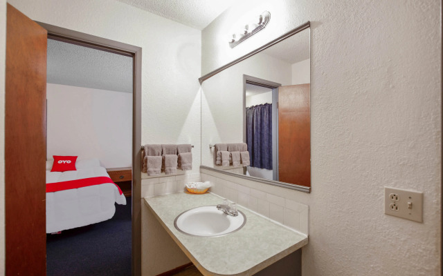 OYO Hotel Cheyenne Wells - US 40
