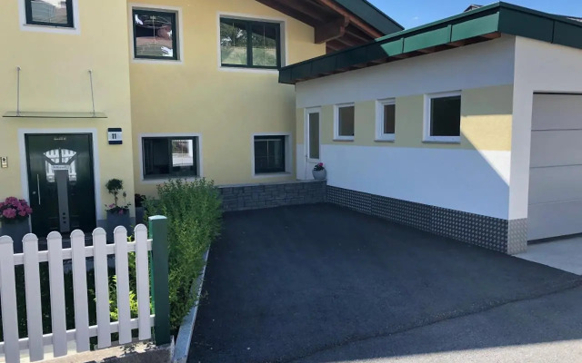 Haus Tschirgantblick