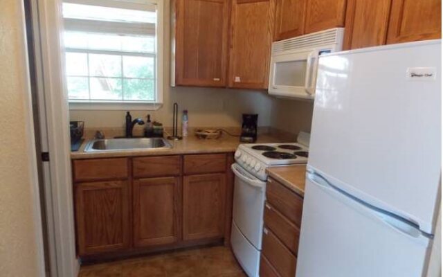 Canyon Springs Country Lodge