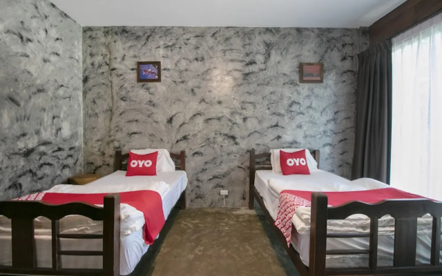 OYO 75374 Baan Rak Mai