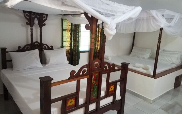 Baraka Aquarium Bungalows