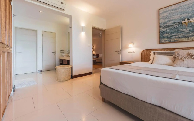 Paradise Beach by Horizon Holidays