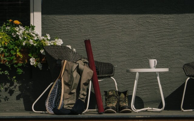 Snow Valley Lodging