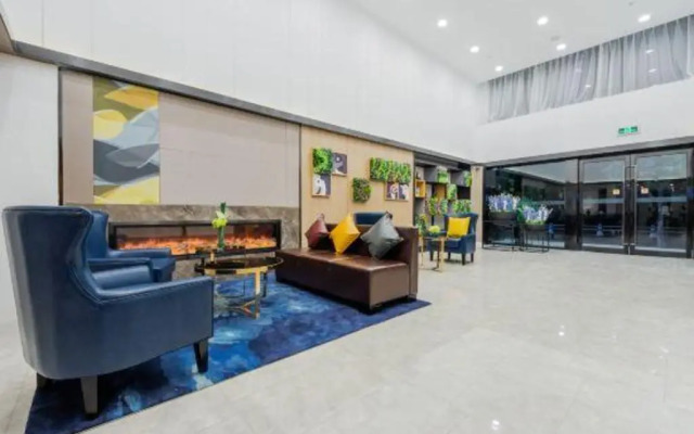 Home Inn Selected (Shanghai New International Expo Center, Guanglan Road Metro Station)