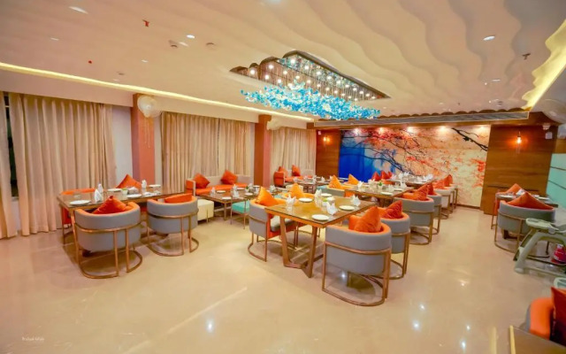 RG Exclusive Hotel-Akola