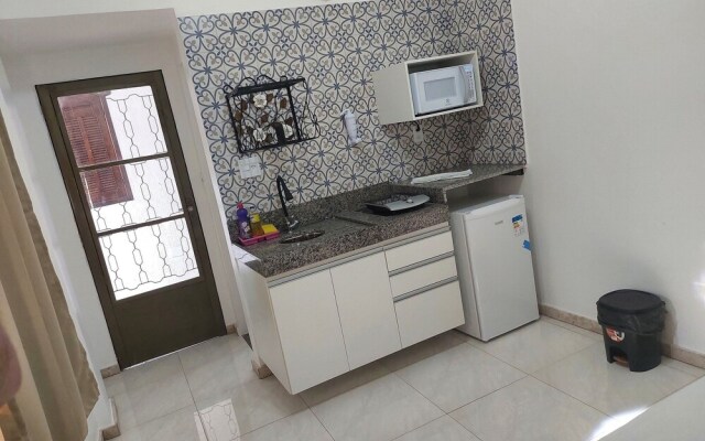 Kitnets no Bairro Rio Branco