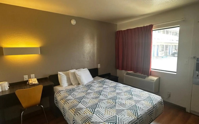 Motel 6 San Diego, CA - Hotel Circle - Mission Valley