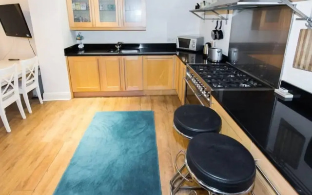 Spacious Studio Near Trendy Shoreditch
