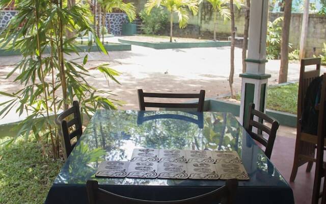Thuruliya Guest House