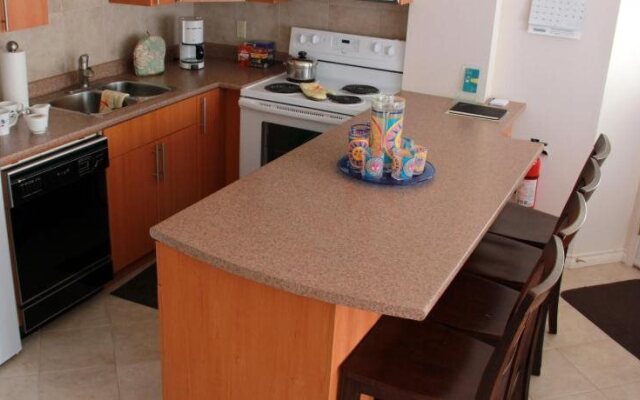 Peachland Lakeview Vacation Suite