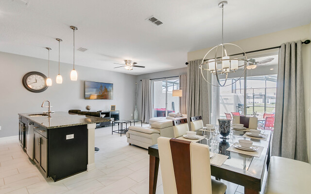 4 Bedroom 3 Bathroom Storey Lake 3056Gs