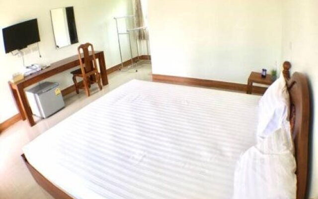 Tien Chai Roi Et Hotel
